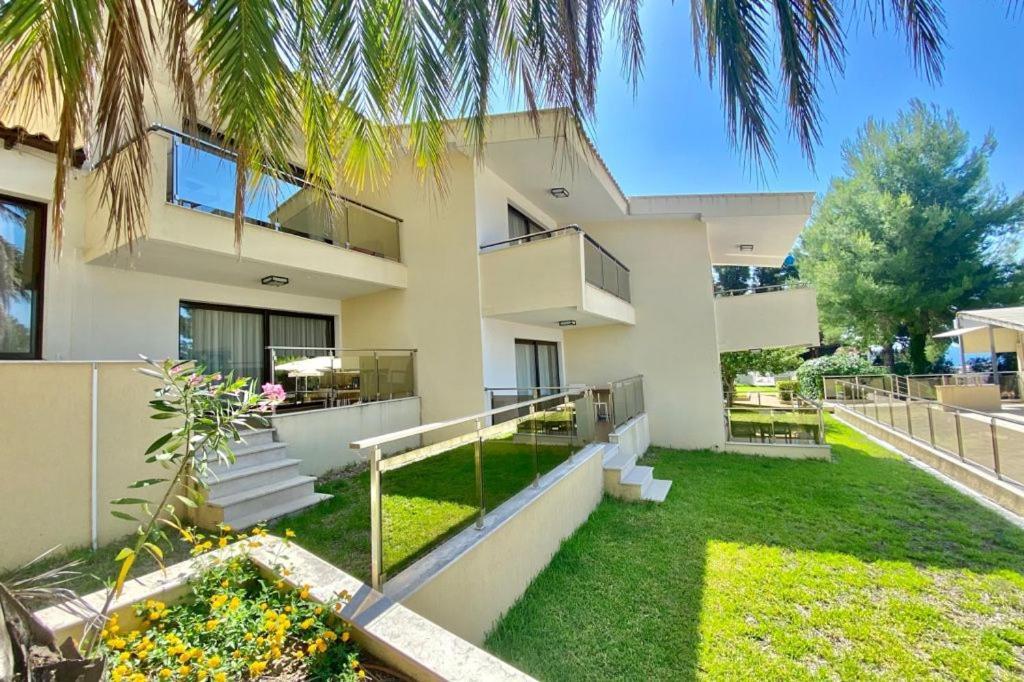Greek Pride Cronwell Rahoni Hotel (Adults Only) Nea Skioni Esterno foto