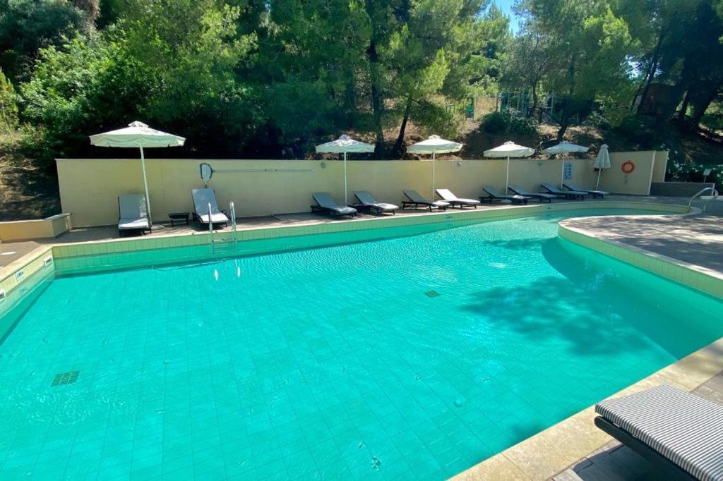 Greek Pride Cronwell Rahoni Hotel (Adults Only) Nea Skioni Esterno foto