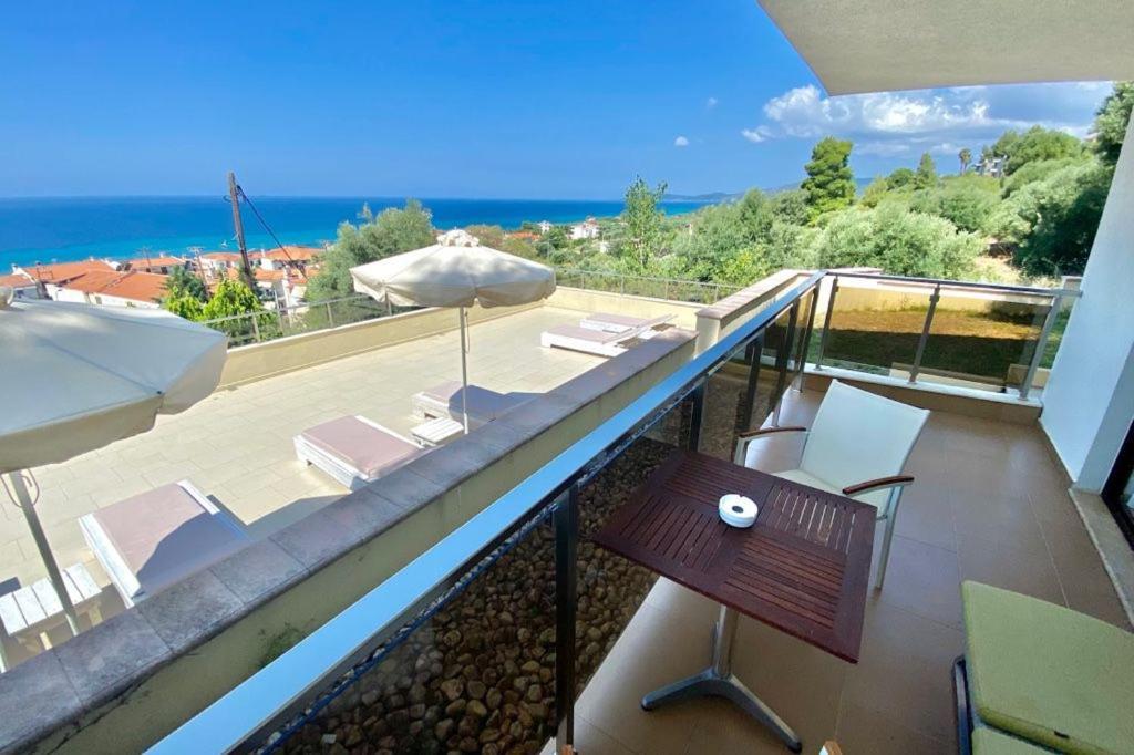 Greek Pride Cronwell Rahoni Hotel (Adults Only) Nea Skioni Esterno foto