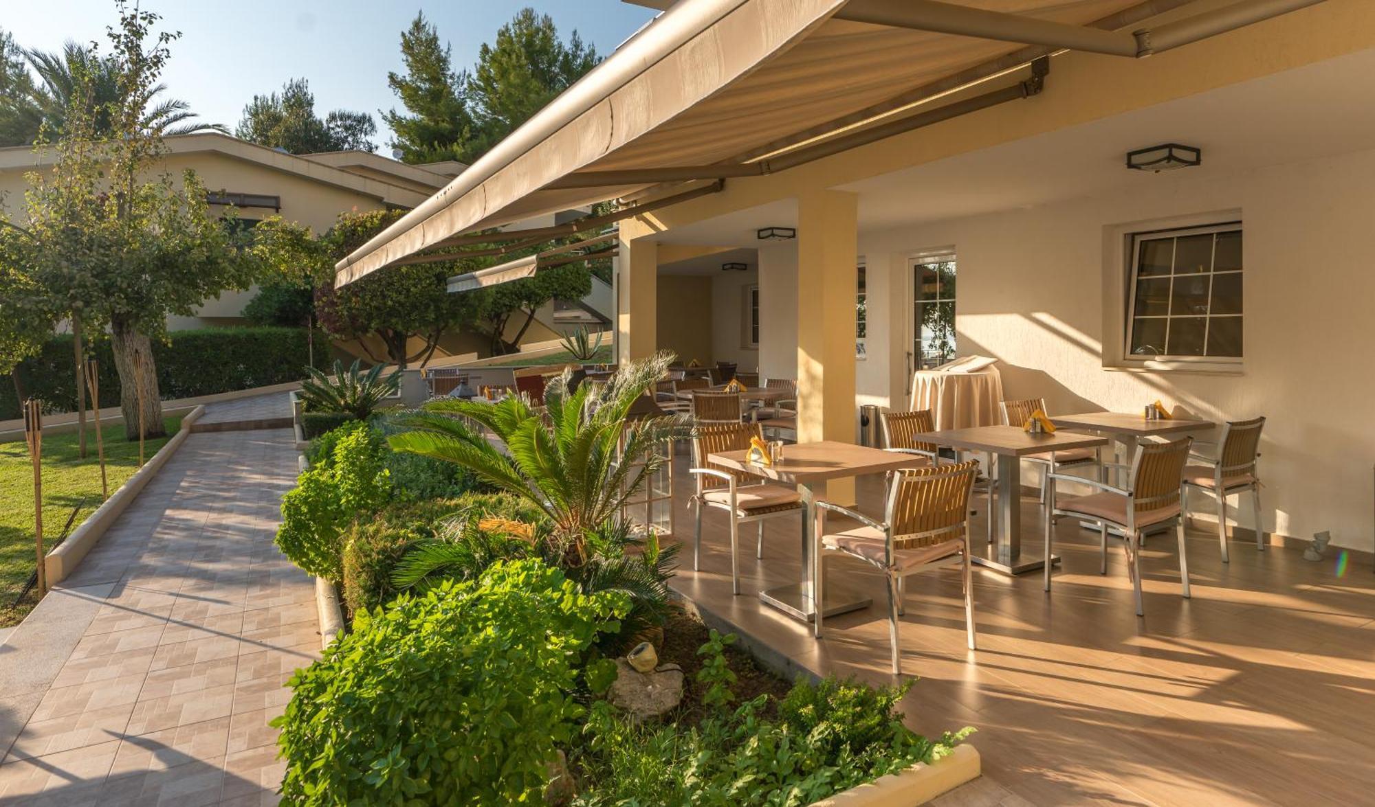 Greek Pride Cronwell Rahoni Hotel (Adults Only) Nea Skioni Esterno foto