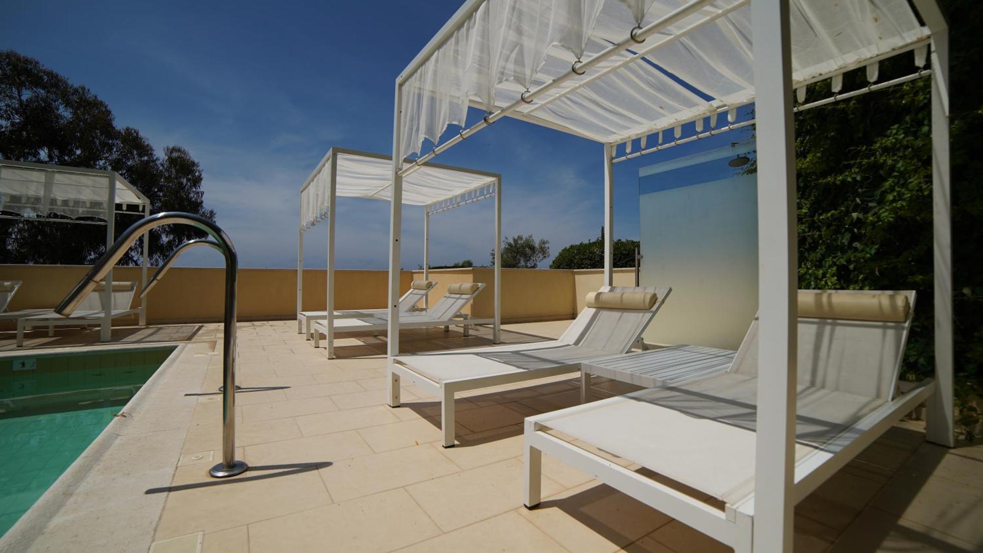 Greek Pride Cronwell Rahoni Hotel (Adults Only) Nea Skioni Esterno foto