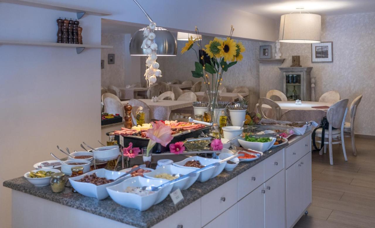 Greek Pride Cronwell Rahoni Hotel (Adults Only) Nea Skioni Esterno foto